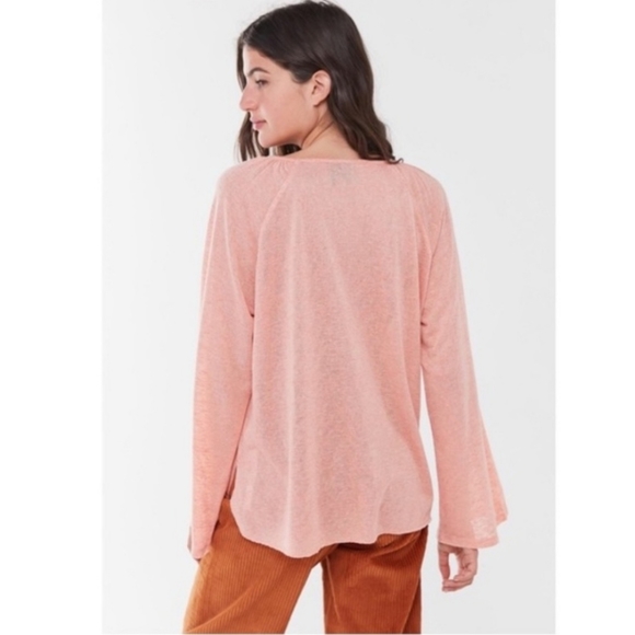 🆕️ UO Blaire Bell Sleeve Henley Top - Picture 2 of 3